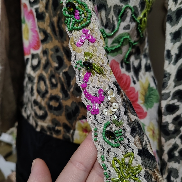 Charlotte Tarantola Silk Blend Beaded Cheetah Print Cardigan - Picture 5 of 9